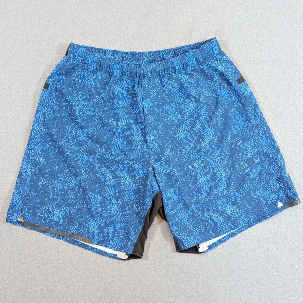 Lululemon Athletic Shorts Mens Small Blue Digital Camo Lined Running Training‎